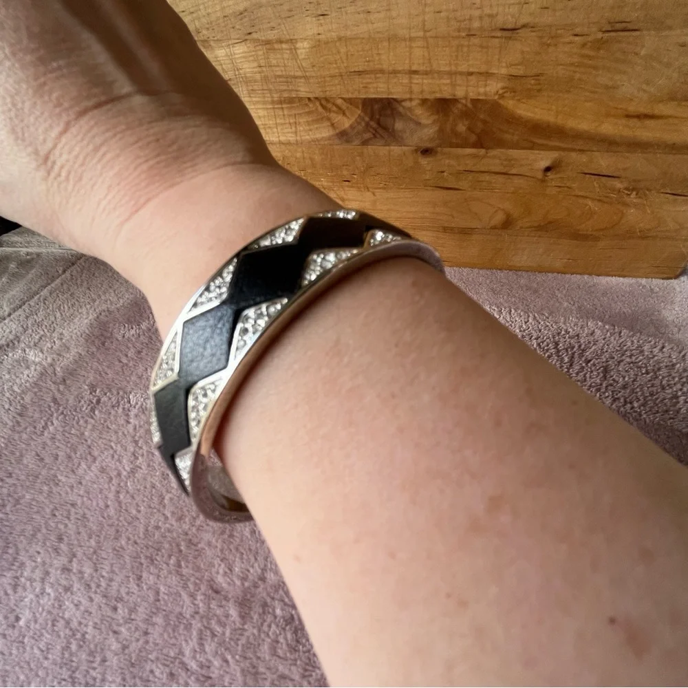 House of Harlow Sunburst Pave Rhinestones Bangle Bracelet Black Leather inlay - Picture 2 of 9